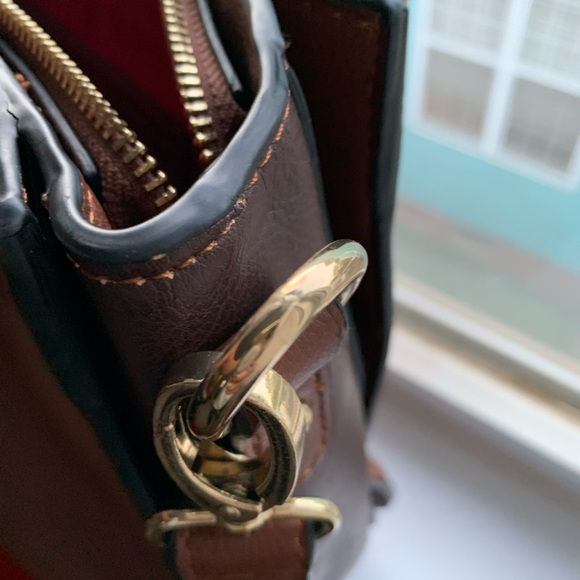 Clarks leather laptop bag. NWOT. Two tone leather. - Picture 6 of 6